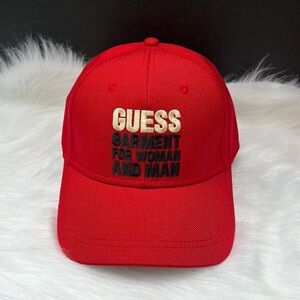 NEW GUESS MENS/UNISEX RED HAT